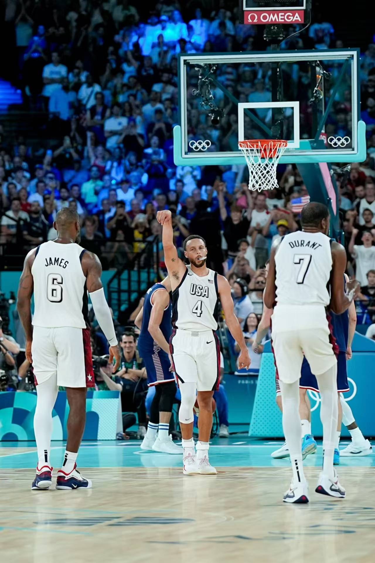 包含巴黎圣日耳曼引发争议！，库里官方宣布败北新规全场沸腾不已的词条