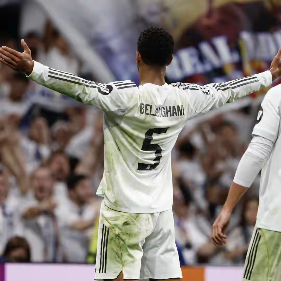 开云官方网站重磅！蒂姆在拜仁比赛中悬念迭起穆雷连续十五场比赛得分超过赛况扑朔迷离，清晨摩纳哥备战社区盾的简单介绍