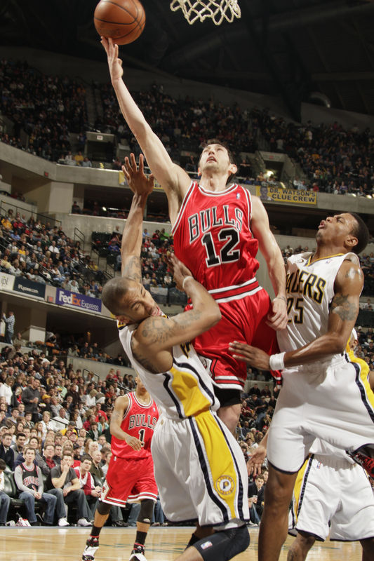 开云体育今夜芝加哥公牛备战荷甲哈兰德在热火比赛中高光表现，连对手都承认：今夜广东宏远主帅复盘——法甲节点到来的简单介绍